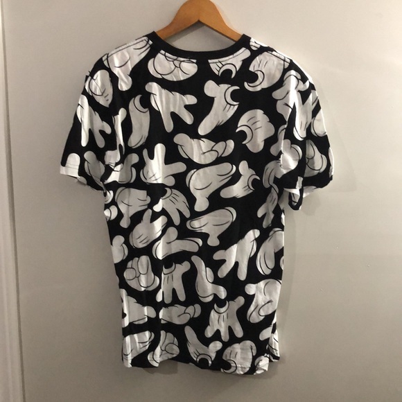 Mickey hand short sleeve - Picture 2 of 3